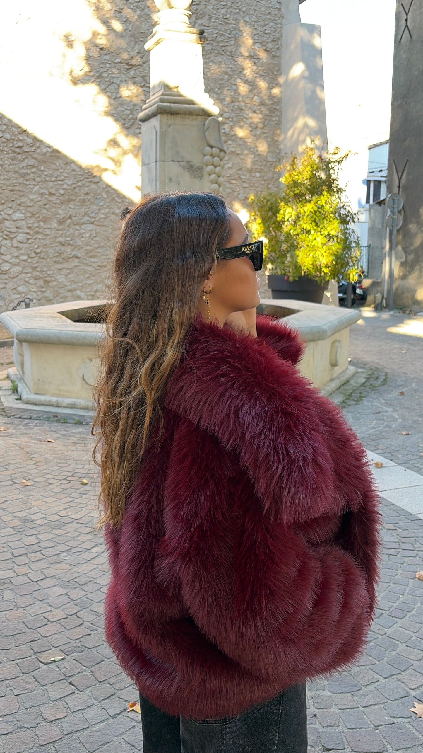 Fourrure «Rosanna» bordeaux